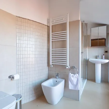 Skyline Apartment